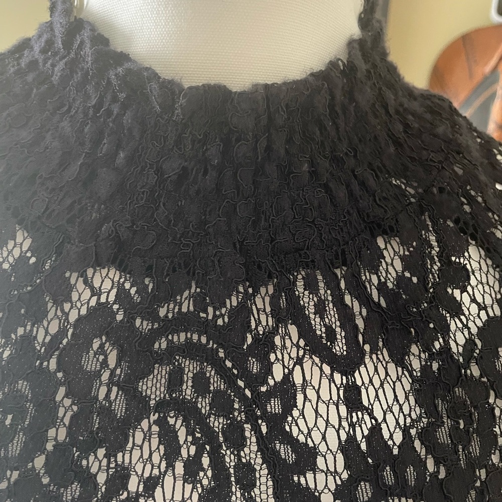 Bar III Elegant Black Lace Top - EUC - Picture 4 of 10